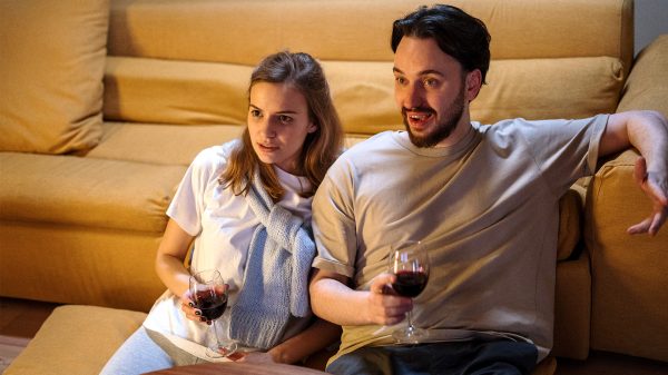 Dit unieke (blind) datingprogramma verrast vrijgezellen met een onverwachte twist