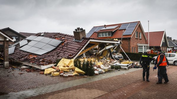 Oldenzaal Oldenzaalse familie overleeft gasexplosie: 'Dat hij op bed lag, heeft hem gered'