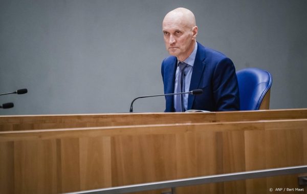 Zorgminister Ernst Kuipers: 'In coronajaar 2020 is minder acute zorg verleend'