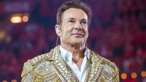 Thumbnail voor Gerard Joling geeft update uit ziekenhuis: 'Het is heftig, de pijn is niet normaal'