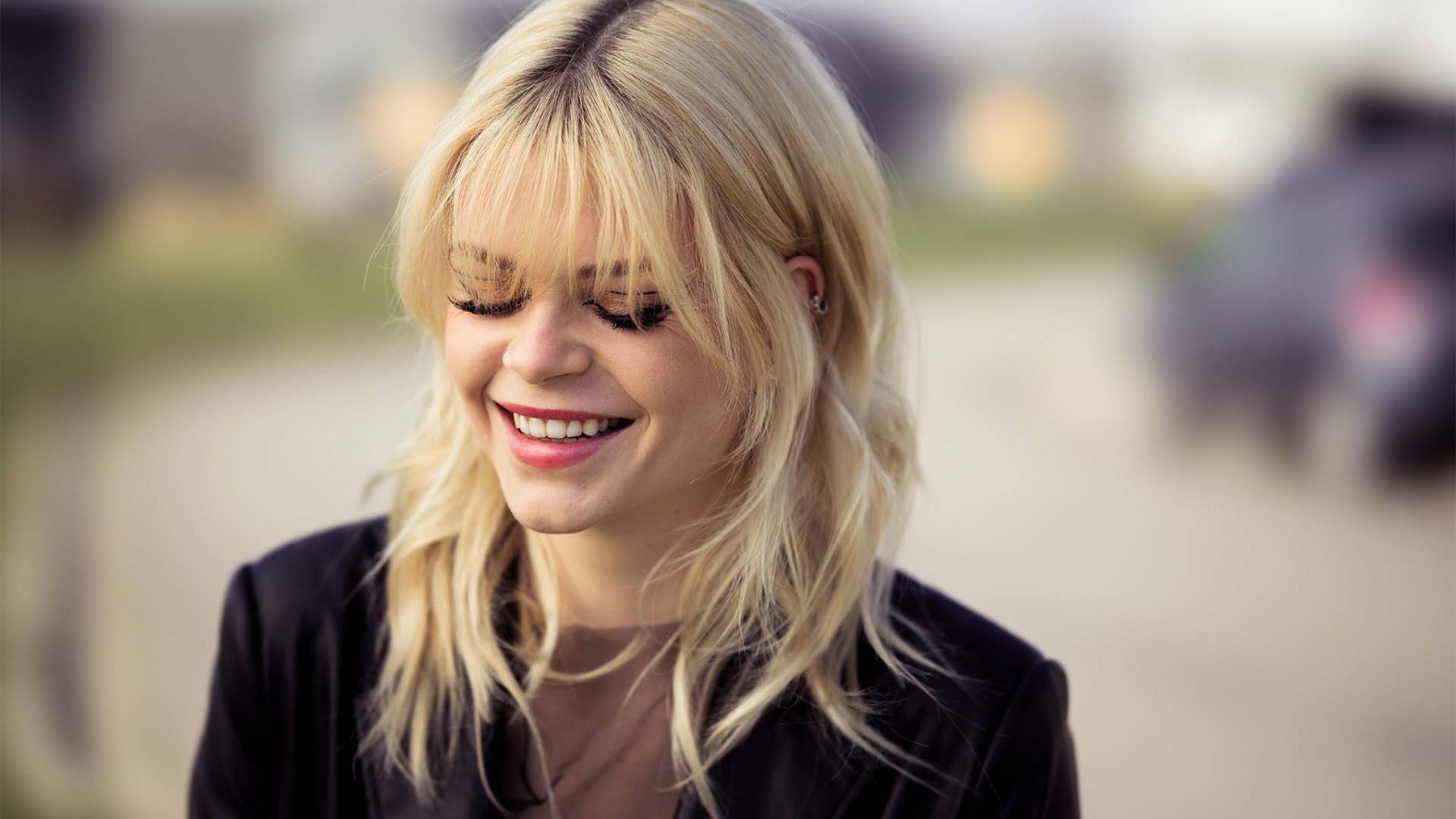 Davina Michelle open over online haat in nieuw nummer 'No Angel'