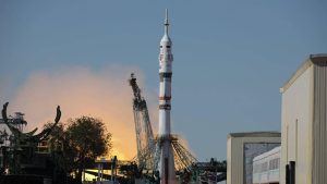 Thumbnail voor Allereerste ruimtetoeristen aangekomen bij internationaal station