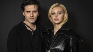 Thumbnail voor Brooklyn Beckham en Nicola Peltz getrouwd tijdens sprookjeshuwelijk van 3 miljoen