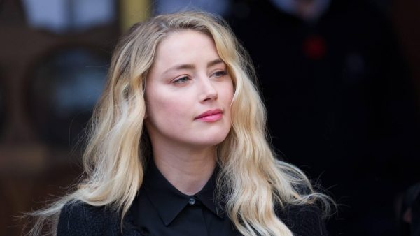Amber Heard heeft ‘veel pijn’ van rechtszaak van ex Johnny Depp