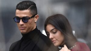 Thumbnail voor Pasgeboren zoontje Cristiano Ronaldo overleden: 'Onze engel'