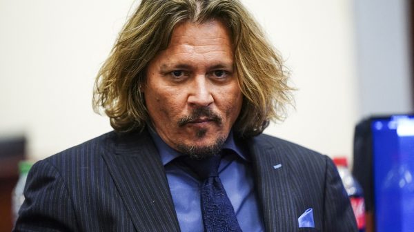 Vingertopje dat Johnny Depp verloor tijdens ruzie door kok gevonden in keuken