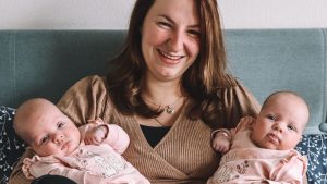 Thumbnail voor Natasja had hechtingsproblemen: 'Soort zelfbescherming na zware bevalling'
