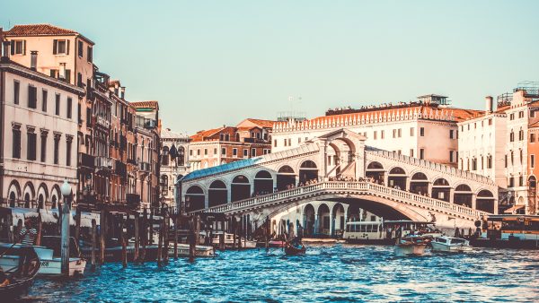 Vol is vol: vanaf 1 juni betaal je entree om Venetië te bezoeken