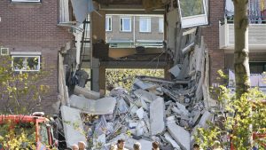 Thumbnail voor Flat in Bilthoven stort in na gasexplosies, bewoners moeten elders overnachten