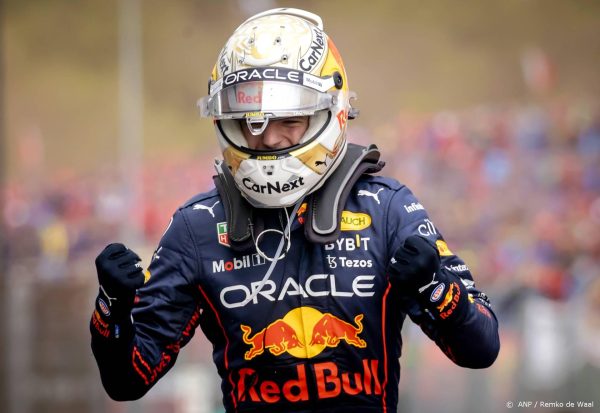 Verstappen wint als eerste Nederlandse sportman 'Oscar voor de sport'