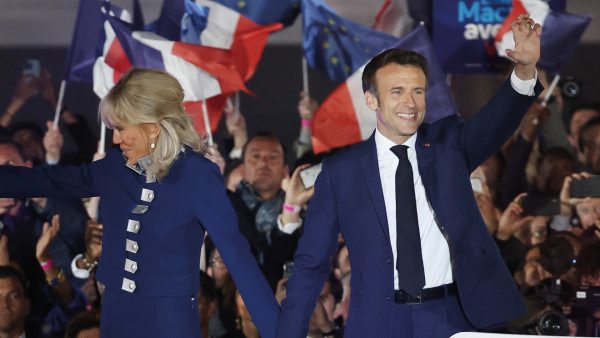 Macron duidelijke winnaar Franse presidentsverkiezingen: 'Landgenoten hebben vertrouwen in mij'