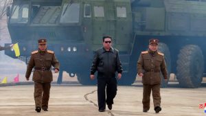 Thumbnail voor Kim Jong-un: 'Noord-Korea gaat kernprogramma versnellen'