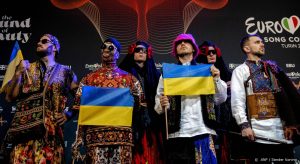 Thumbnail voor Oekraïense deelnemers willen na songfestival terug de oorlog in