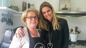 Thumbnail voor Nance Coolen over haar verdriet: 'Ik heb mijn overleden moeder nog gewassen'
