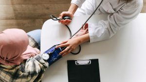 Thumbnail voor Huisartsentekort is groot probleem: 'Het wringt aan alle kanten'