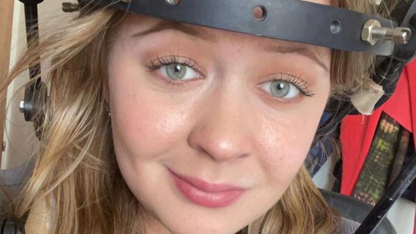 Celine (19) brak nek bij ongeluk: Ik wilde dood als ik een dwarslaesie had