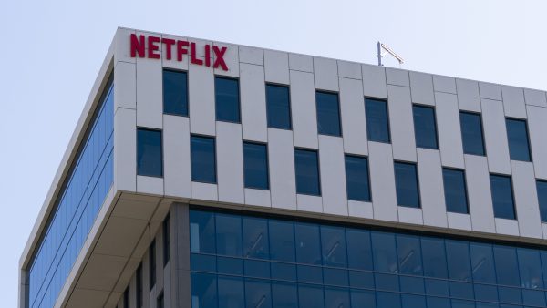 Netflix schrapt banen na dalend aantal abonnees