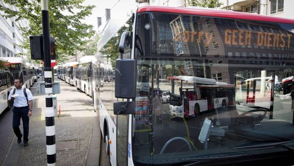 Openbaar vervoer Den Haag ligt op 2 juni plat door staking