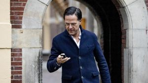 Thumbnail voor Premier Rutte moet in Kamer uitleg geven over wissen sms'jes Nokia