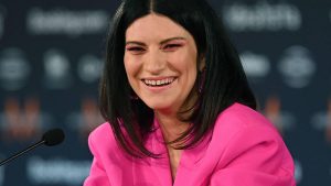 Laura Pausini test positief op corona na songfestivalfinale