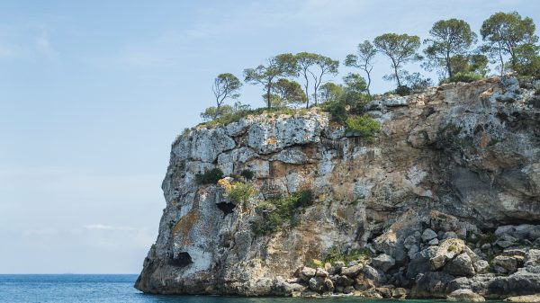 Familie Mourad wil Spaanse politie aanklagen wegens video klifdrama