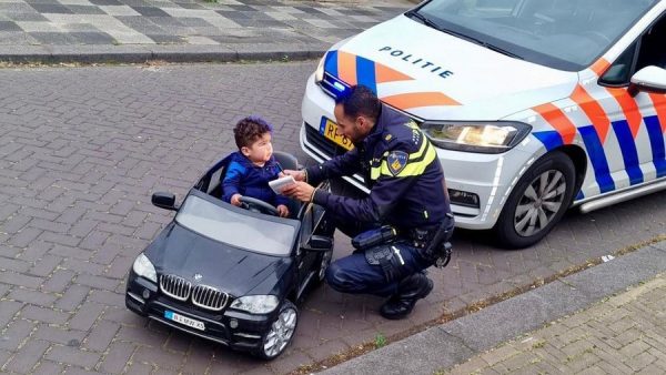 Politie snelheidsduivel hicham