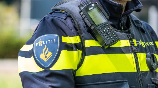 Voetganger 'tientallen meters meegesleurd' en overleden na aanrijding Tilburg