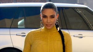 Thumbnail voor Gadverdamme: Kim Kardashian zou 'dagelijks poep eten' om er jonger uit te zien