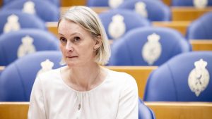 Thumbnail voor D66-Kamerlid Lisa van Ginneken komt met initiatief om X in paspoort te krijgen