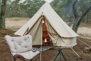 Thumbnail voor Kamperen kun je leren: 5 tips om jouw campingplek nóg romantischer te maken