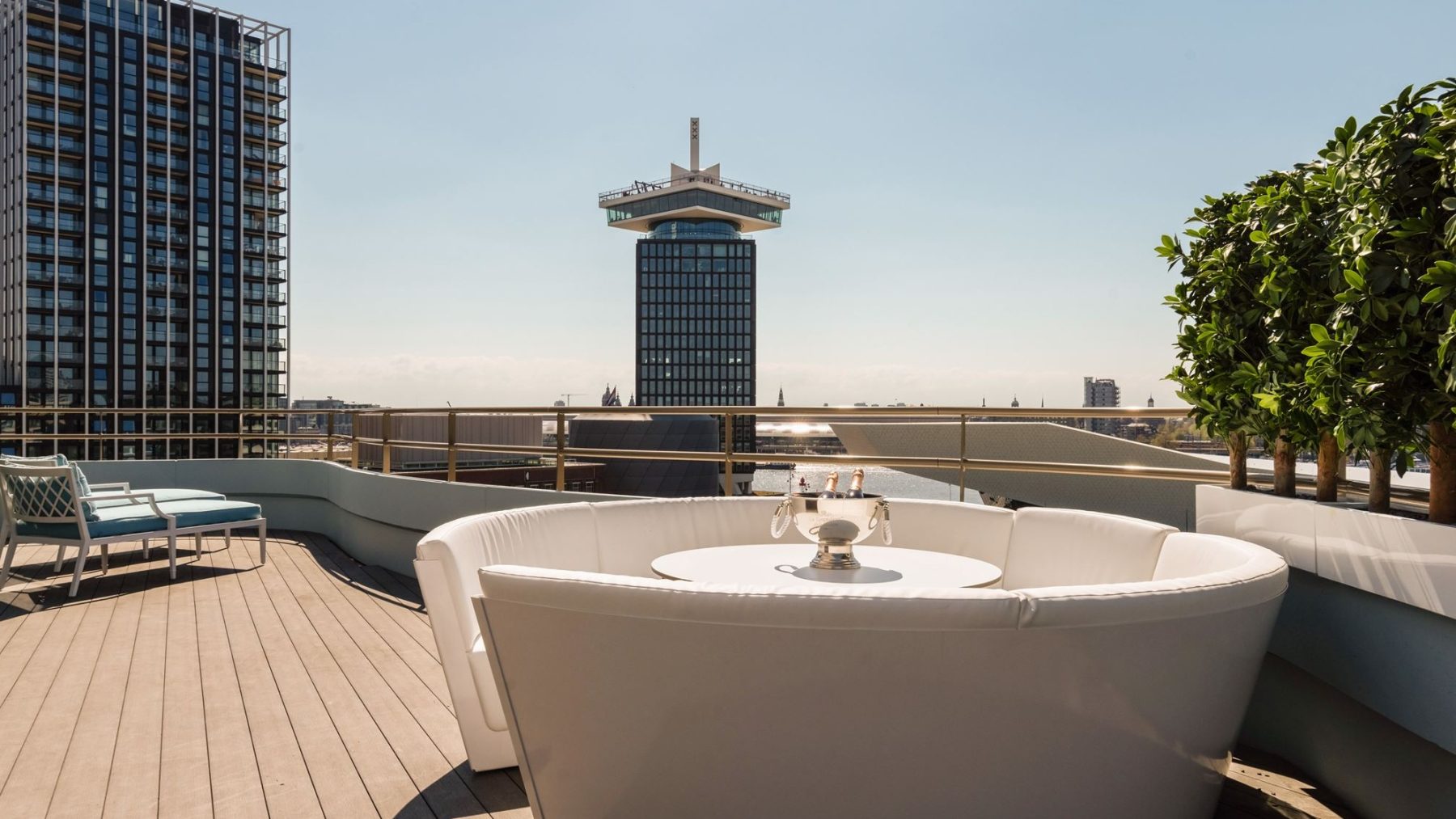 Dit penthouse van 3,5 miljoen in Amsterdam 'krijg' je inclusief alle meubels