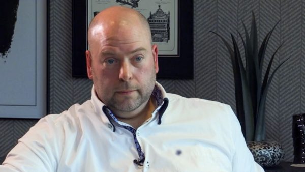 Psycholoog én trainer in 'Obese' stappen op door koppige Marcel (45): 'Heb wel betere dingen te doen'