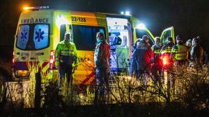 Thumbnail voor Man (76) met autopech geschept op A67, politie op zoek naar doorrijder