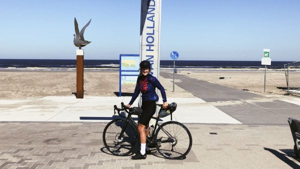 Nicole fietste langs alle provinciegrenzen: 'Magisch, maar ook gejankt'