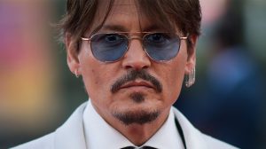 Thumbnail voor Depp waarschuwt fans voor ‘nep-accounts’ op social media