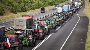 Thumbnail voor Boerenprotest: beperkte handhaving, boeren roepen op kentekenplaten te verwijderen