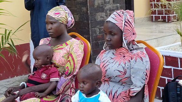 Twee door Boko Haram ontvoerde schoolmeisjes na acht jaar teruggevonden