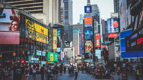 Man die op mensen inreed op Times Square is ontoerekeningsvatbaar