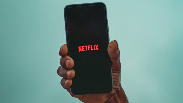 Netflix komt met goedkoper abonnement inclusief advertenties