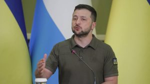 Thumbnail voor Oekraïense president Zelensky opent Glastonbury Festival