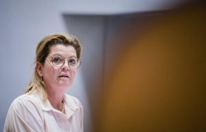 Thumbnail voor Boeren protesteren weer bij woonhuis minister Van der Wal