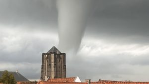 Thumbnail voor Windhoos Zierikzee kost 73-jarige vrouw het leven