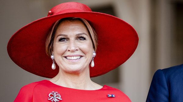 offset Gewoon overlopen Demonstreer Abracadabra: vlag 'tovert' een heksenhoed op het hoofd van Máxima - LINDA.nl