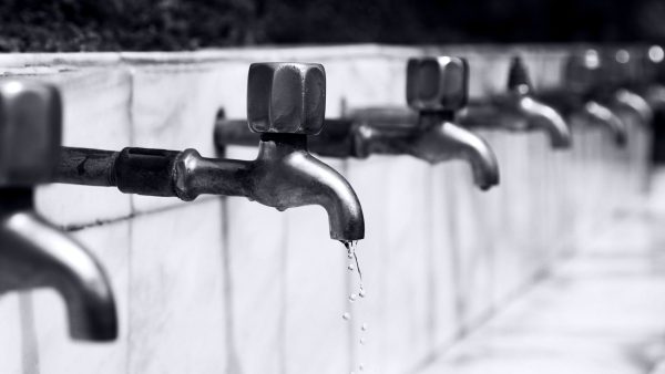 Vitens kan niet leveren aan voedselproducenten door drinkwatertekort