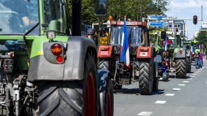 Meerderheid Nederlanders steunt boerenprotesten maar draagvlak neemt wél af_