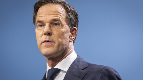 Rutte woest om boerenprotest bij huis minister: 'Onacceptabel'