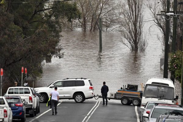 noodweer Opnieuw noodweer in Sydney: 32.000 mensen moeten evacueren