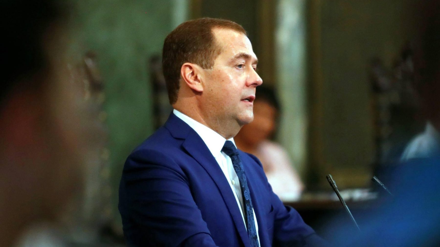 Dmitri Medvedev zinspeelt op nucleaire oorlog
