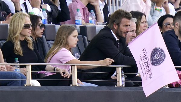 Stalker deed zich voor als 'biologische moeder' en probeerde dochter Beckham te ontvoeren