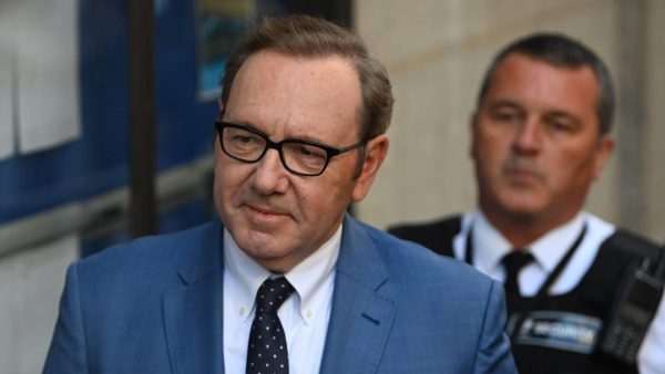 Kevin Spacey ontkent met klem beschuldigingen seksueel misbruik